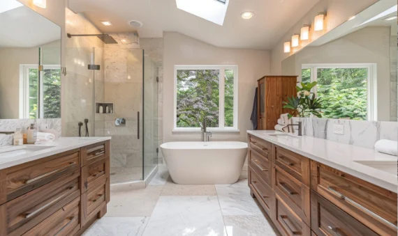 Luxurious modern bathroom